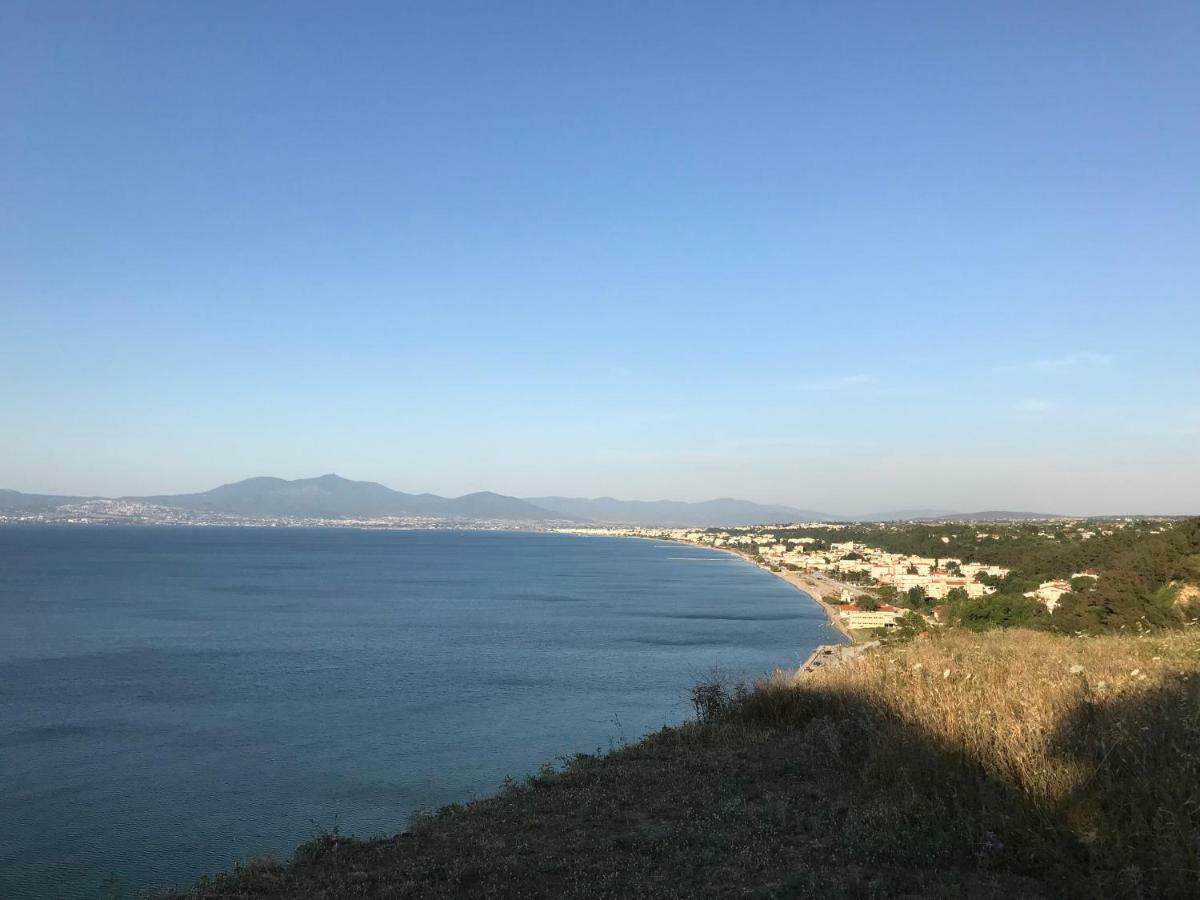 شقة Aegean Studio By The Sea Peraía المظهر الخارجي الصورة